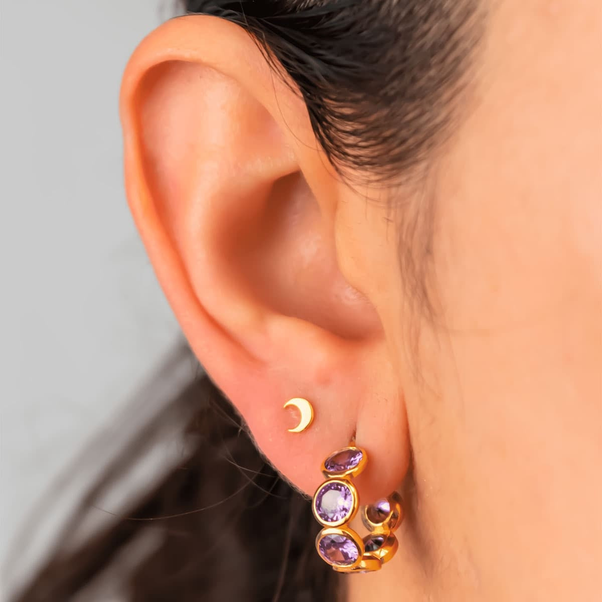 Aros plata con circonitas lila oreja