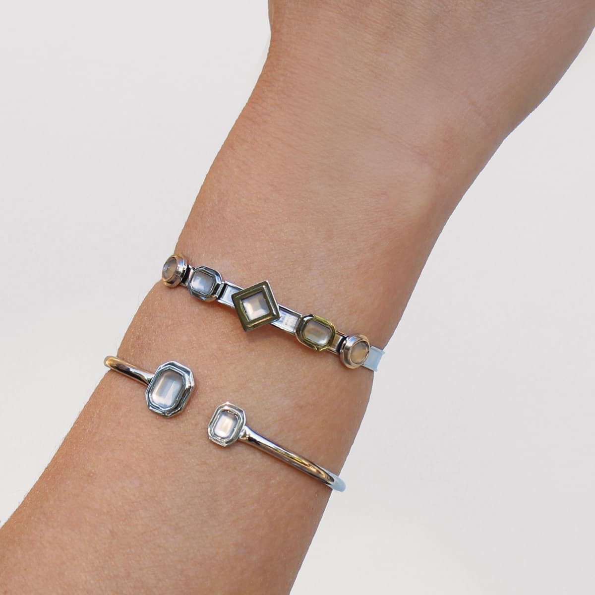 Pulsera piedras color BPU596 gris