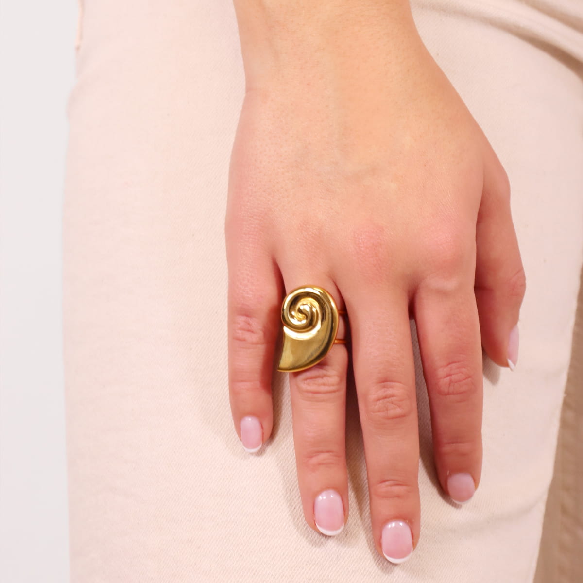 Aqua Seashell Ring