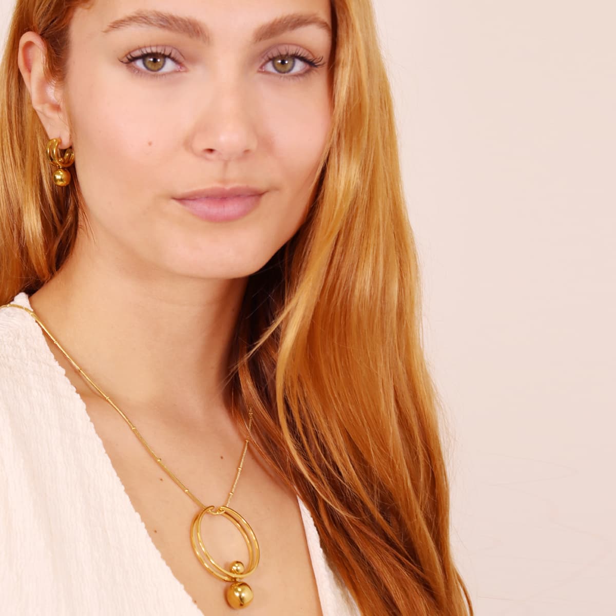 Collar Orbit Mild Dorado Anartxy