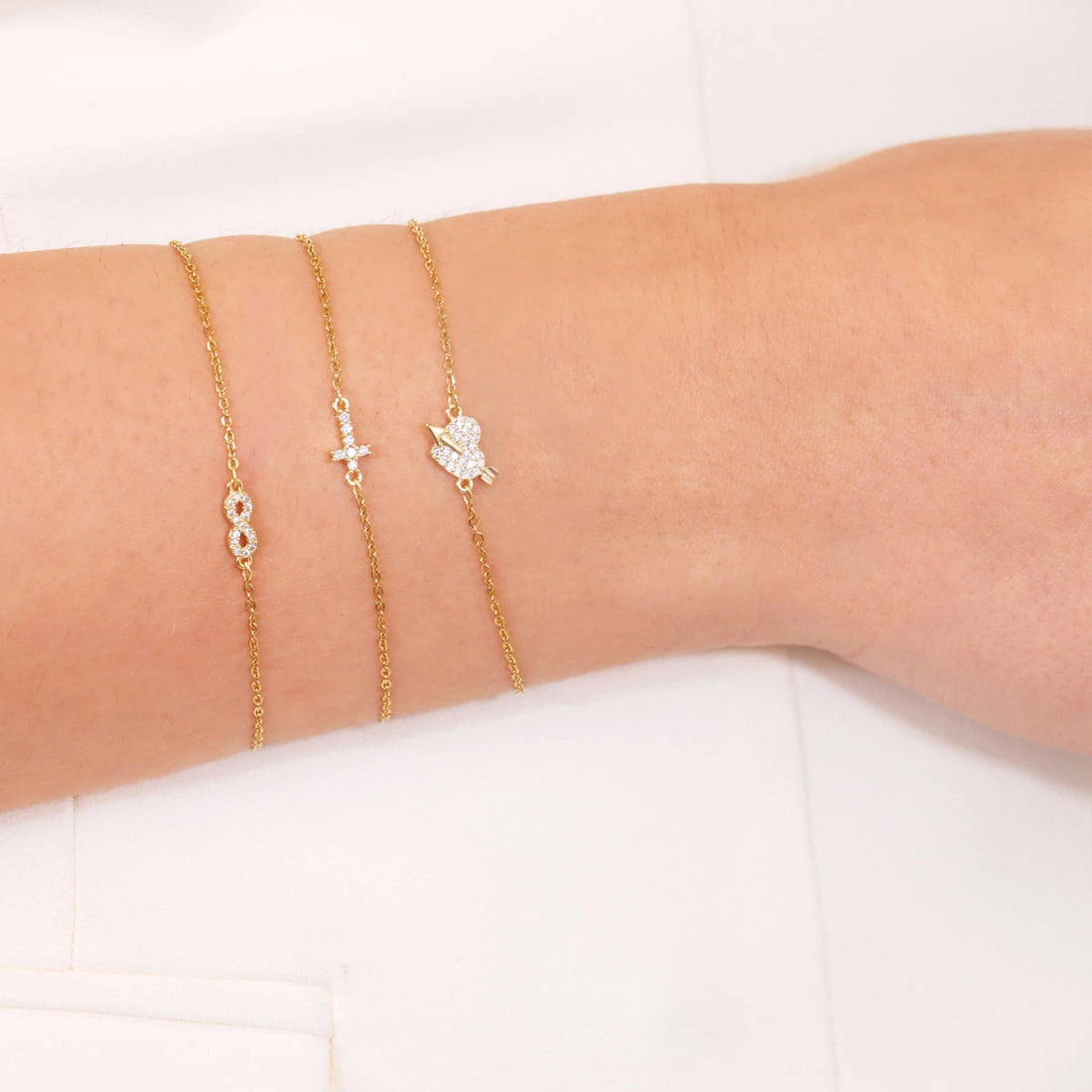Pulsera Charming Cross Dorado Anartxy