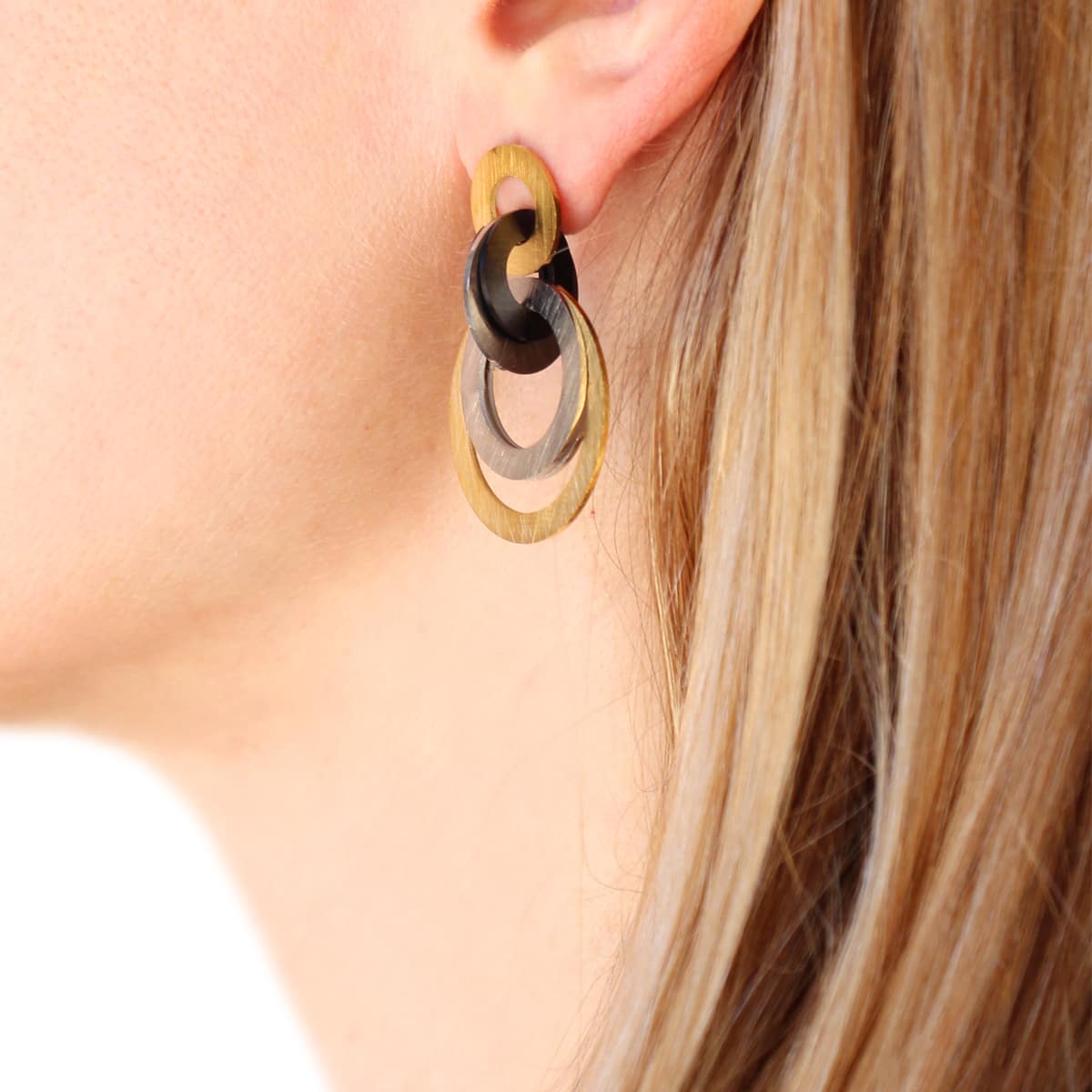 Akranes long earrings