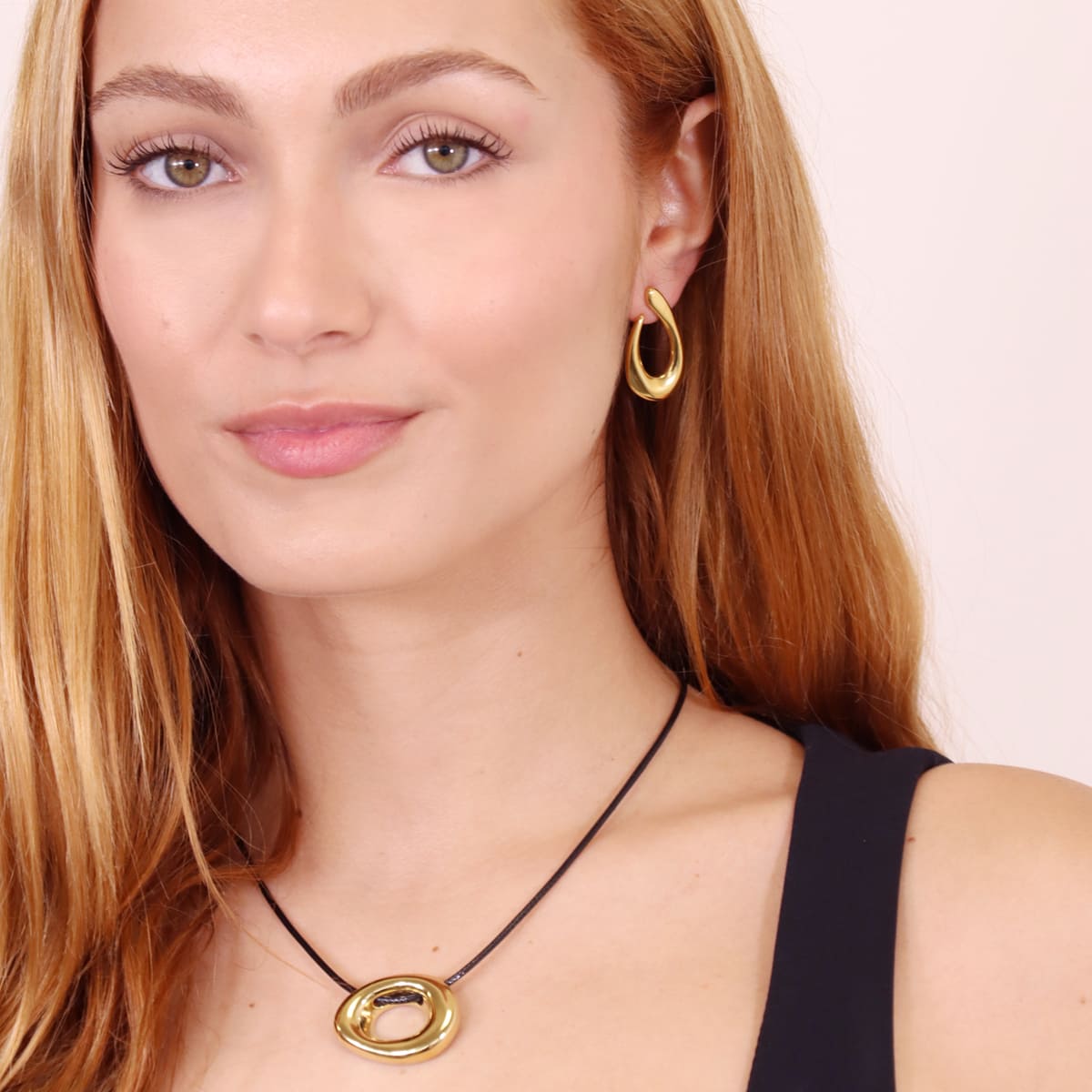 Pendientes Waves Big Nest Dorado Anartxy