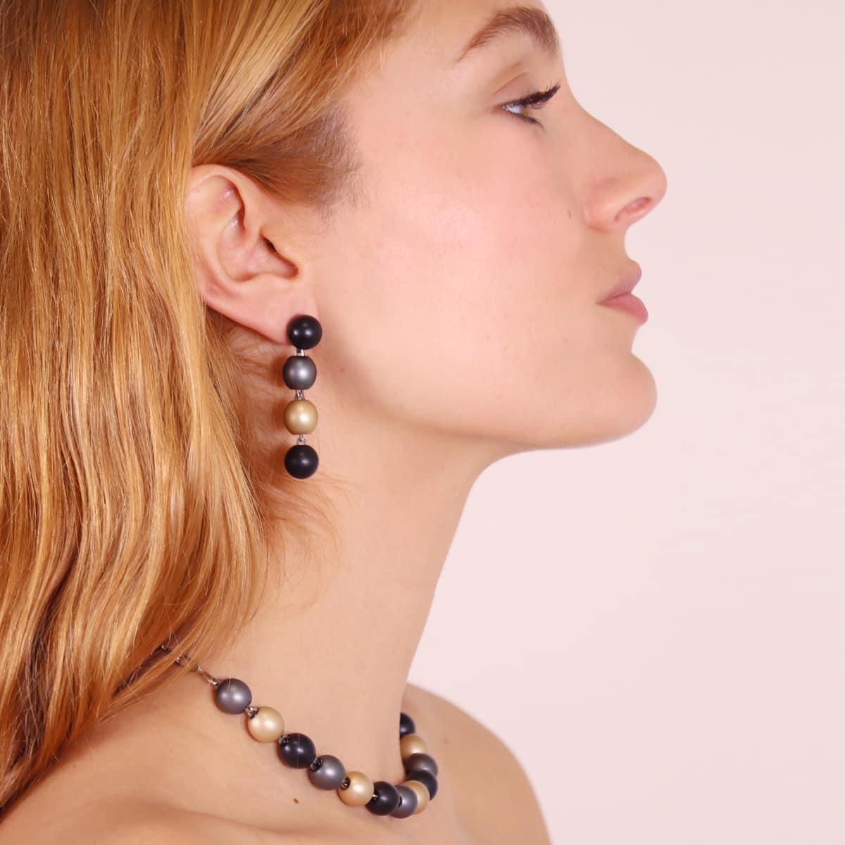 Pendientes Frost Radiance Negro Anartxy