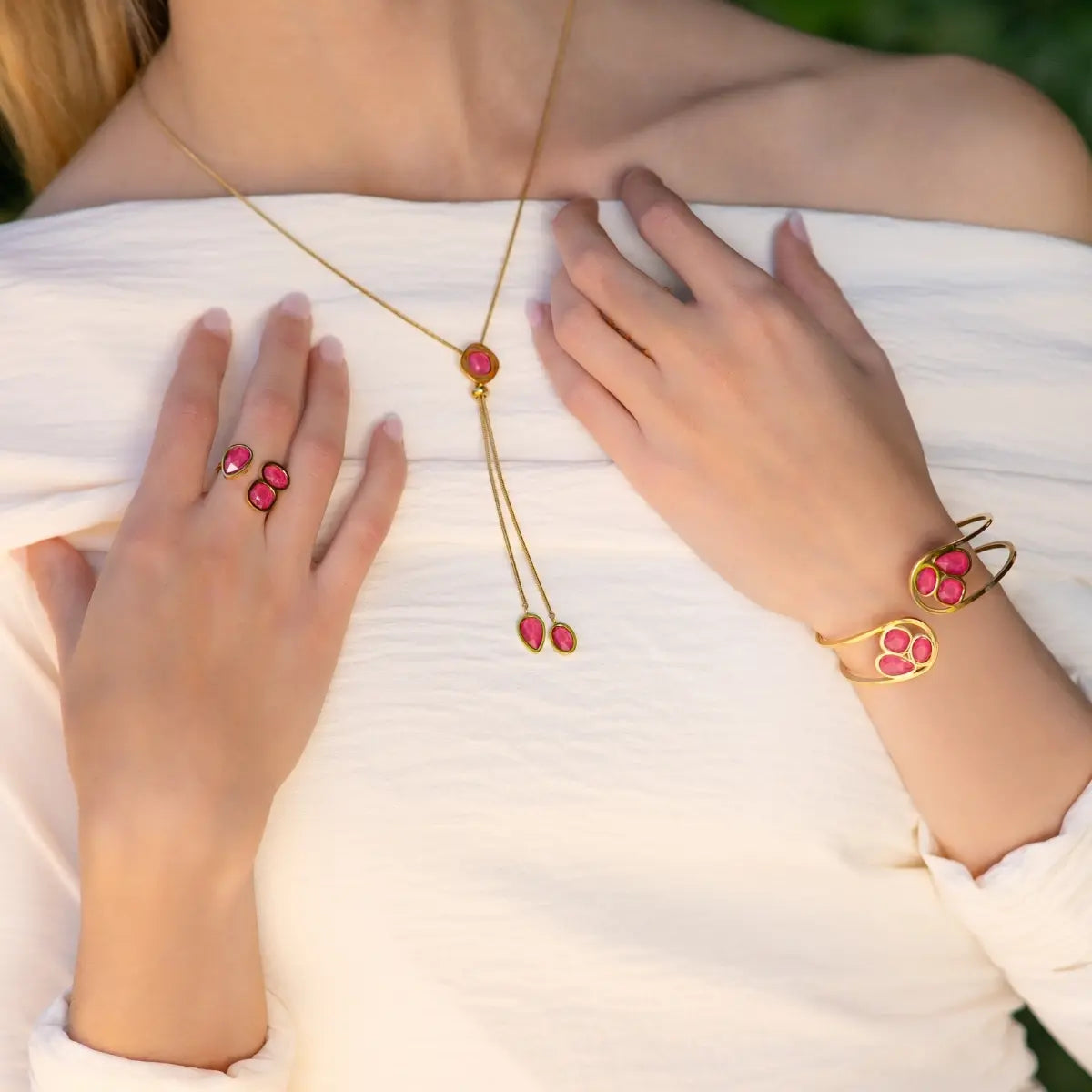 CONJUNTO DROPS rosa, anillo, collar, pulsera Anartxy