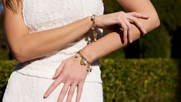 Joyas Doradas vs. Plateadas: ¿Cuál elegir para hacer brillar tu look?