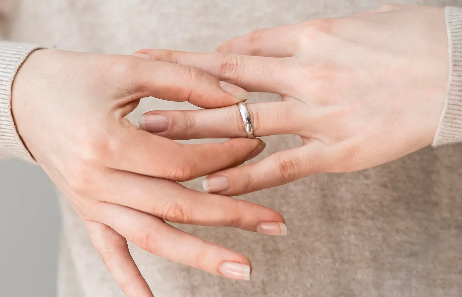 ¿Cómo puedo saber mi talla de anillo?