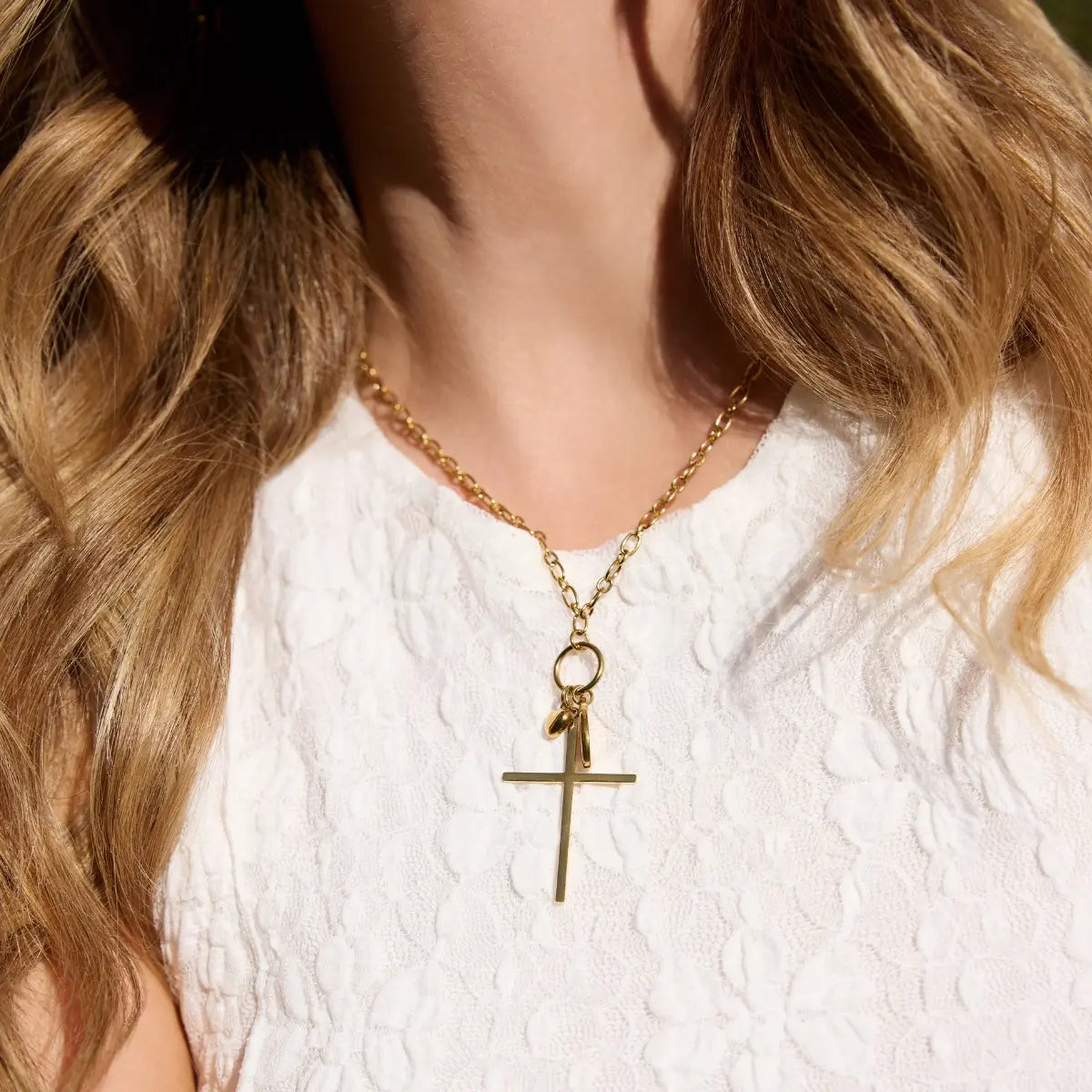 Collar Faith Sagred Dorado Anartxy