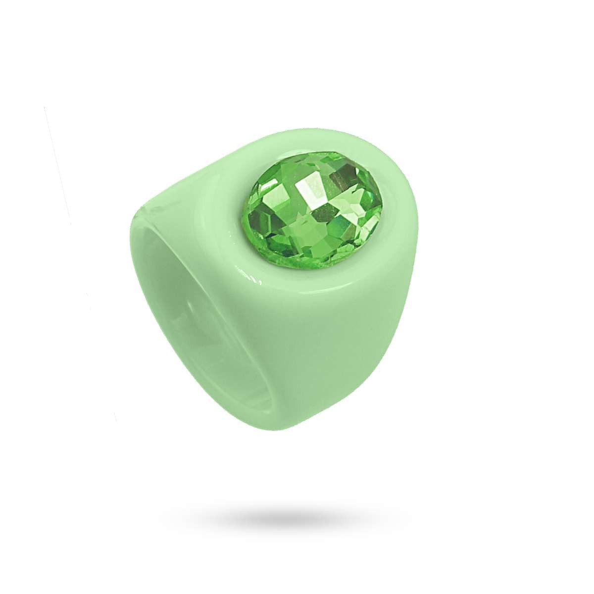 anillo plástico reciclado piedra brillante acrílico verde