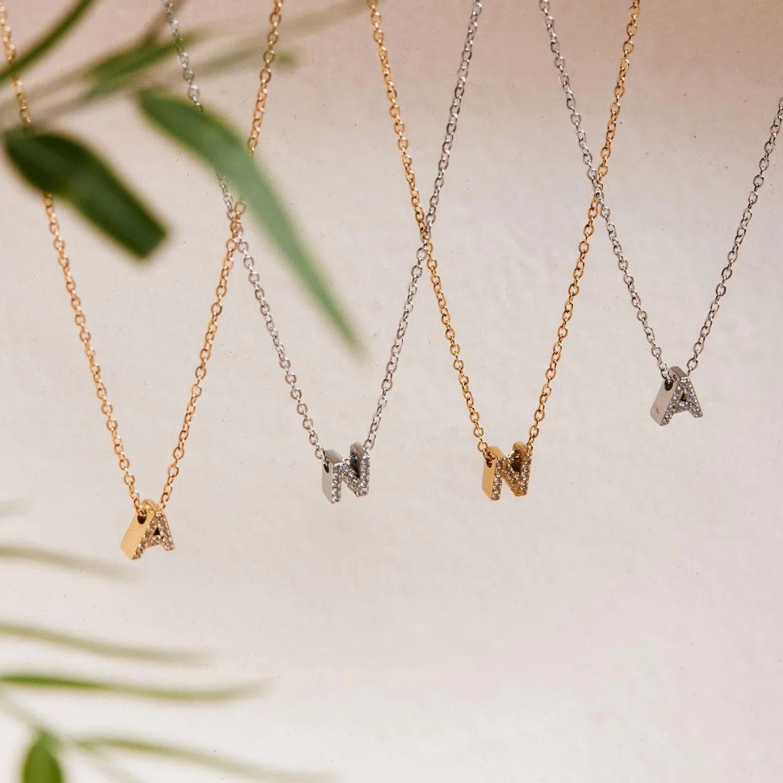 Collar Letra Dorado A Anartxy