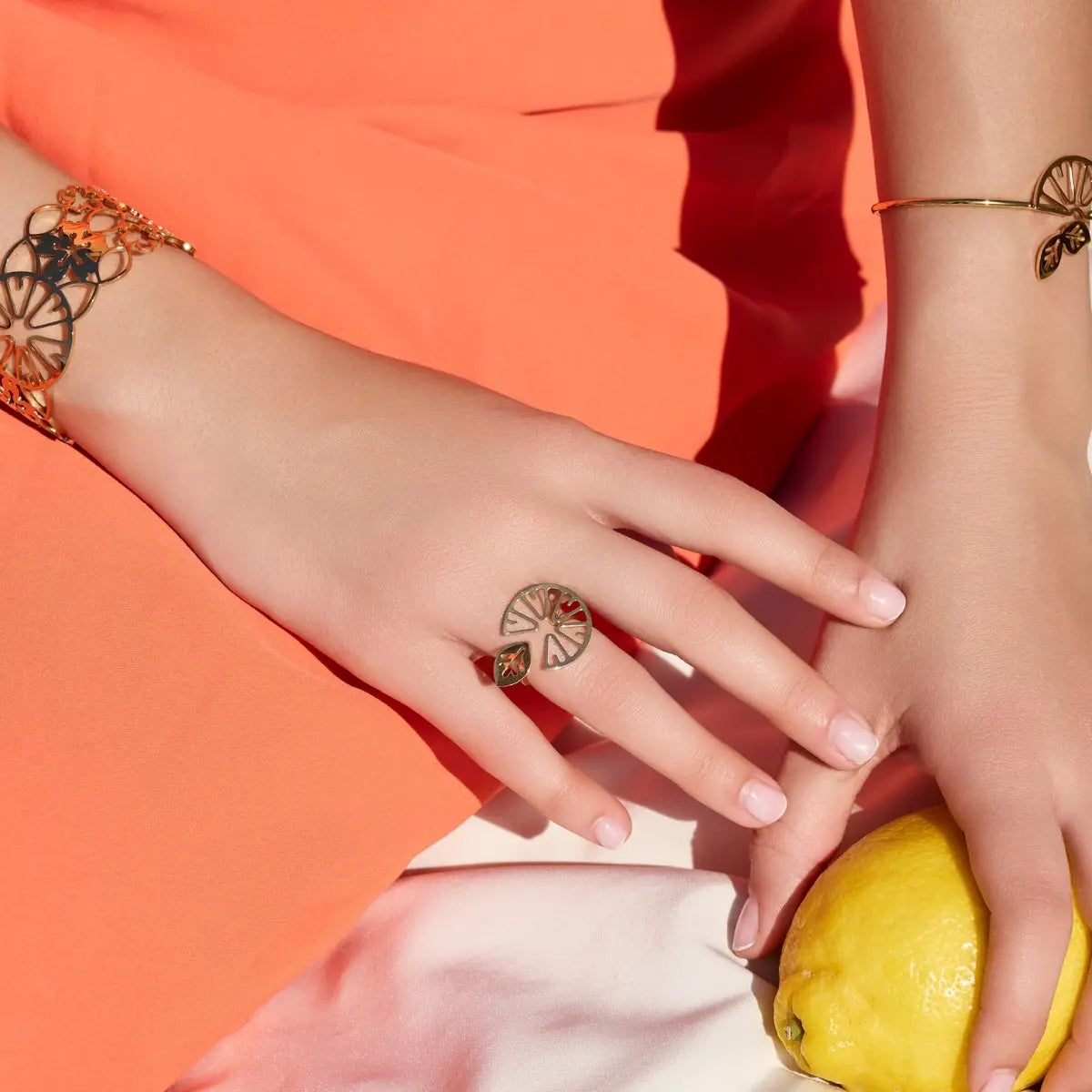 Anillo Citrus Peel Dorado Anartxy