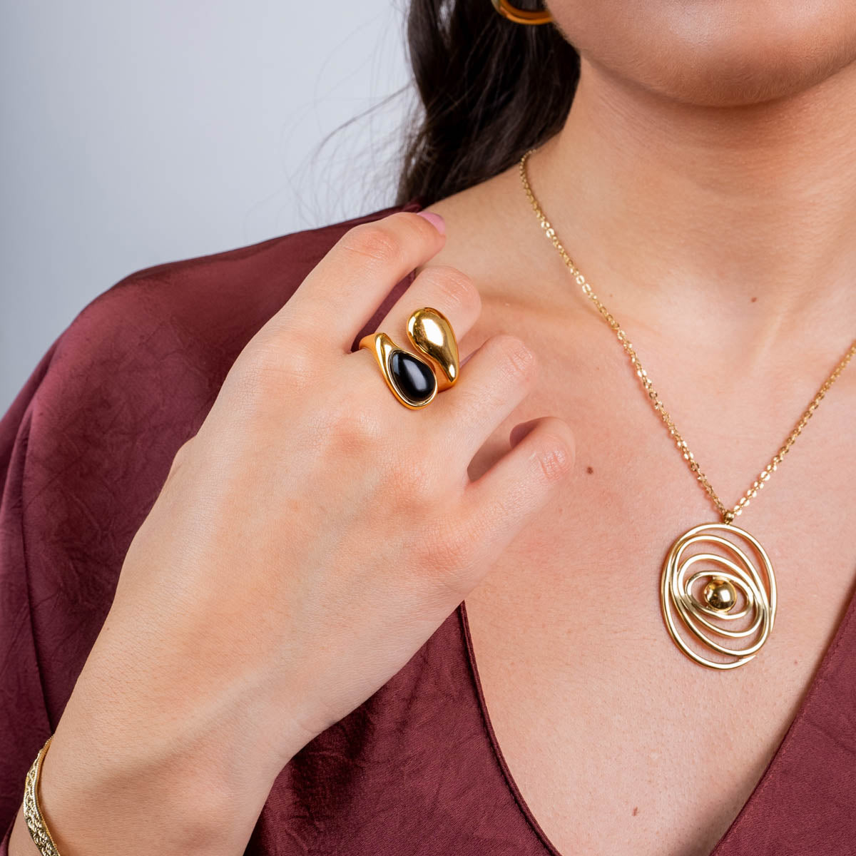 Anillo ajustable lágrimas con piedra Negro Anartxy