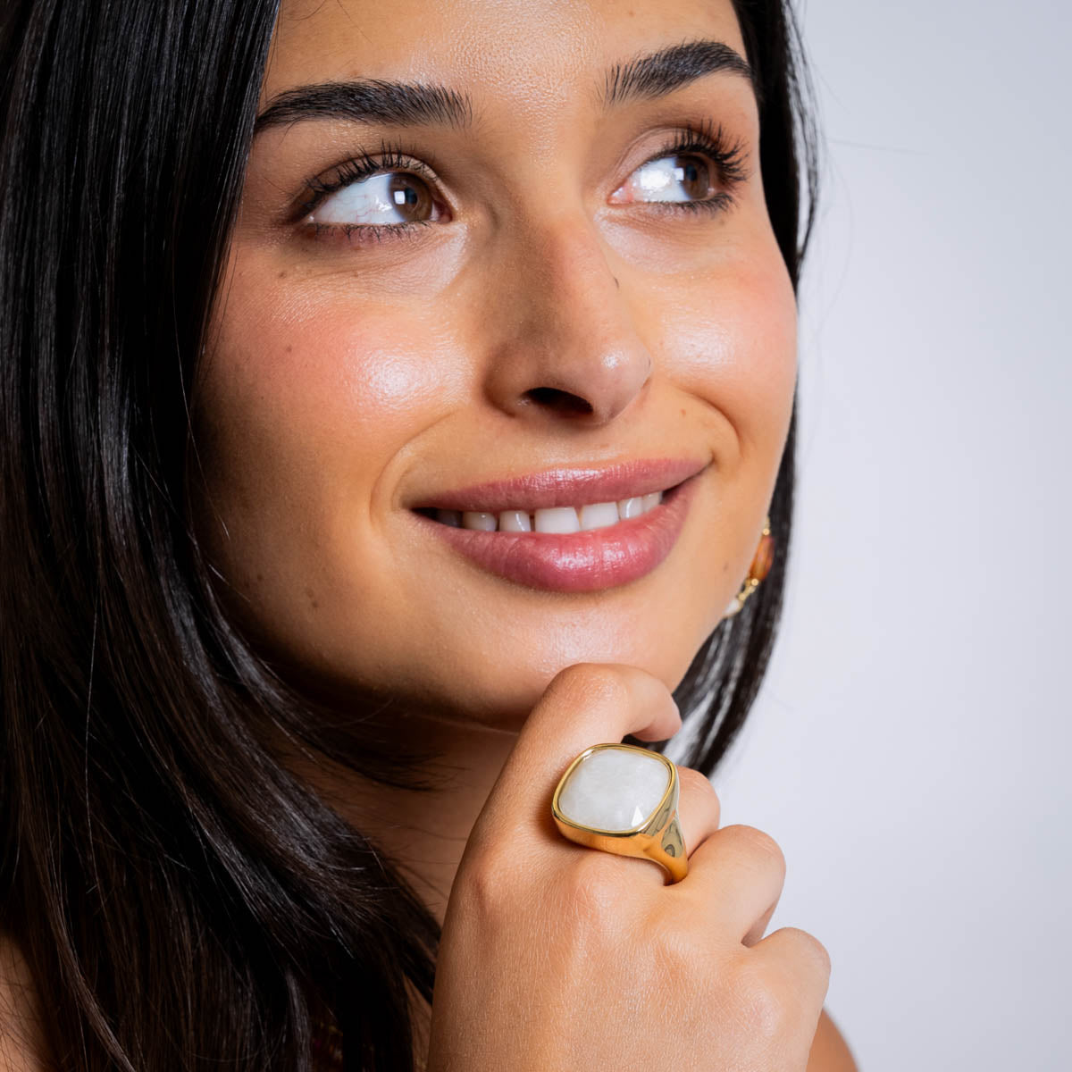 Anillo Spirit sello piedra cuadrada Beige Anartxy