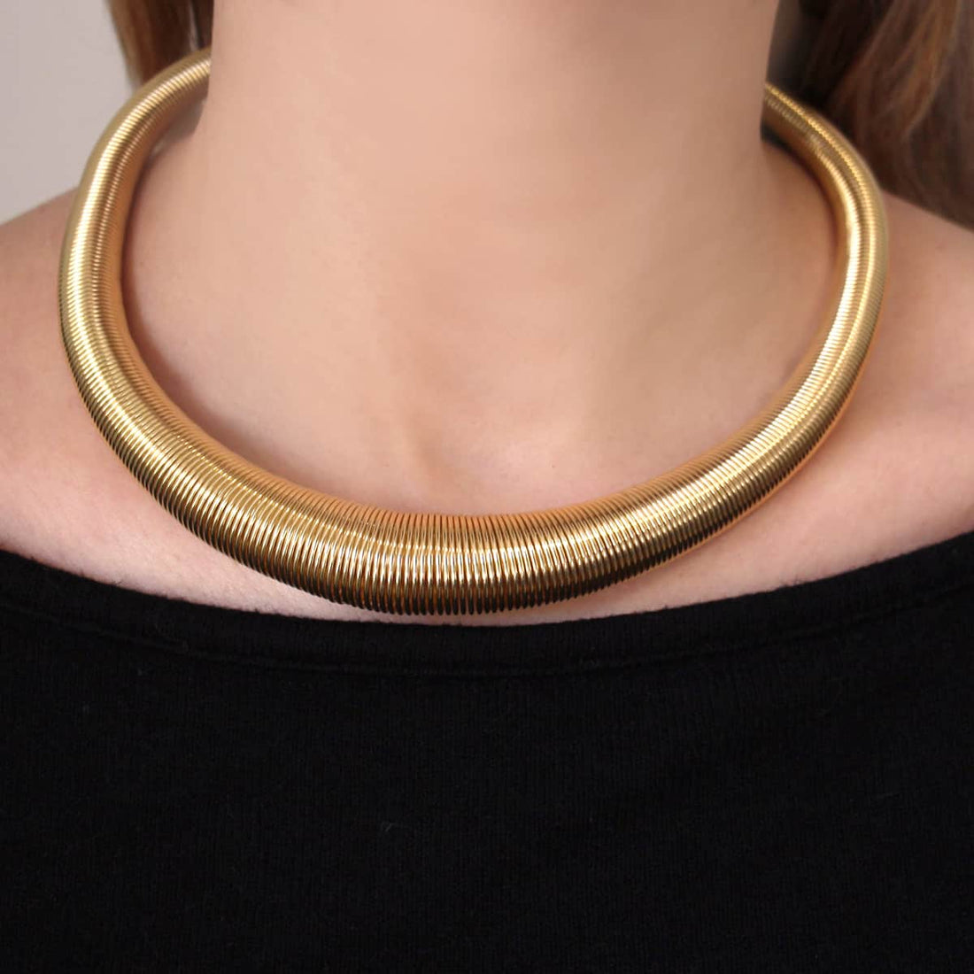 Collar Hayes Dorado Anartxy