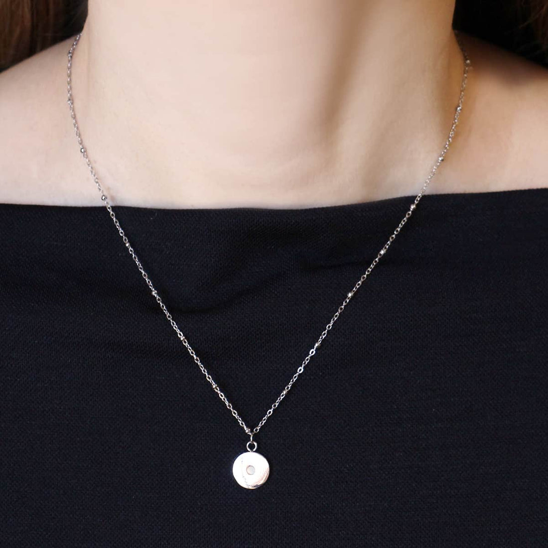Collar Corinto Plateado Anartxy