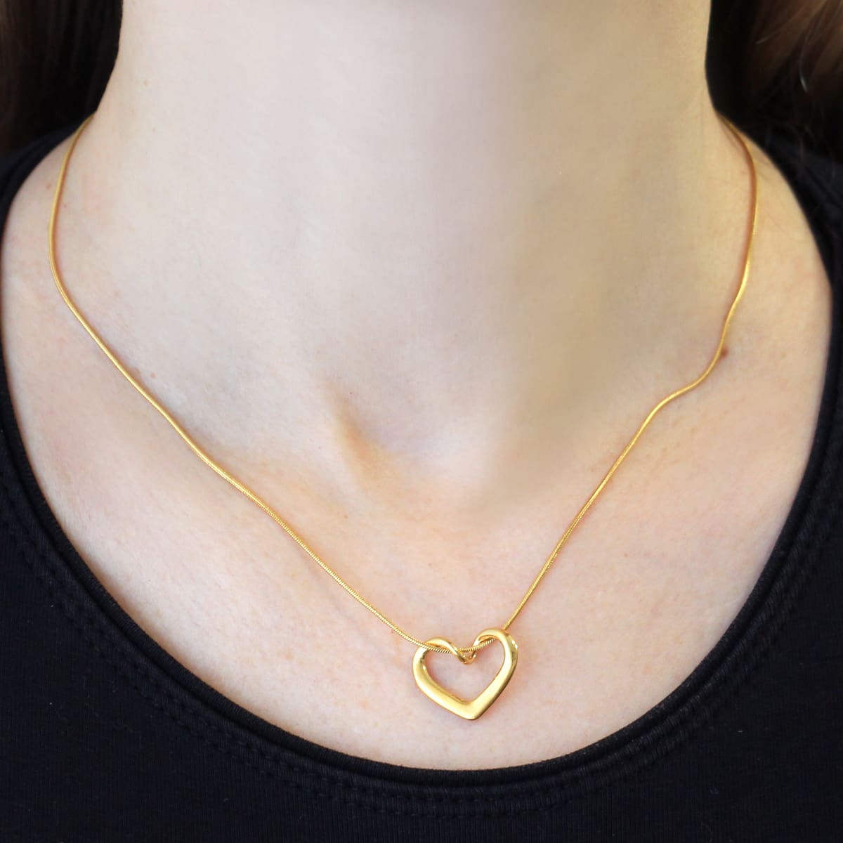 Collar Waves Heart