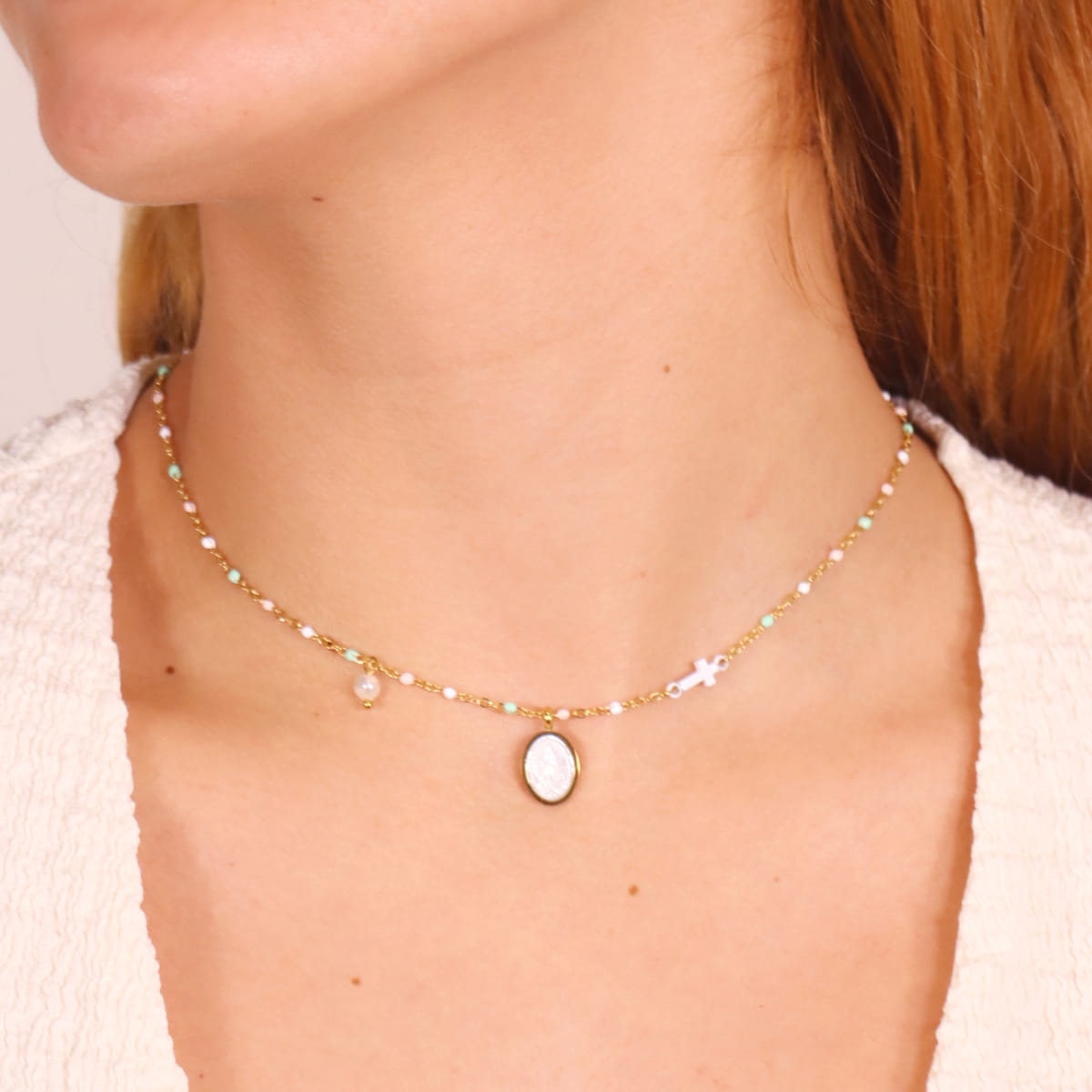 Collar Divina