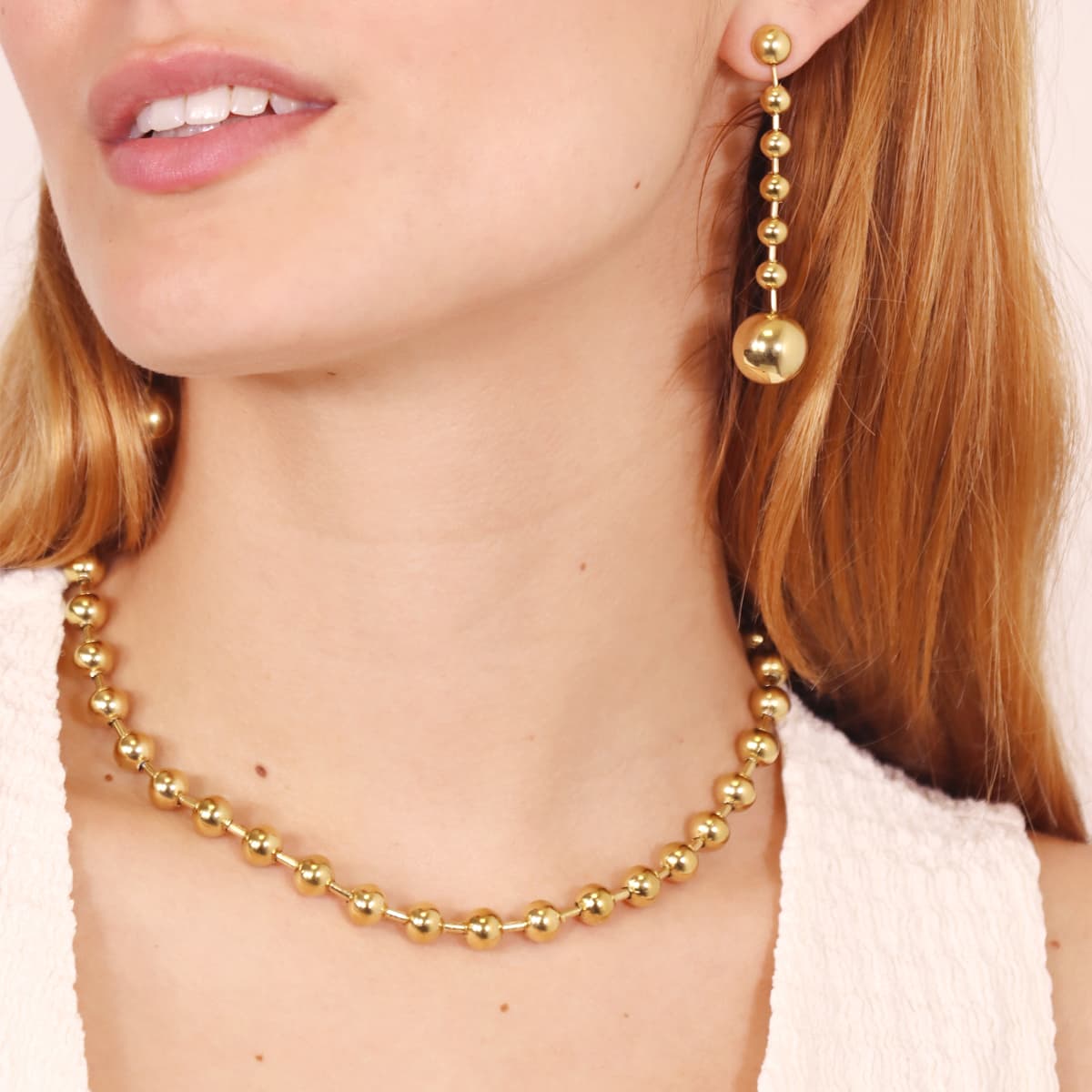 Collar Orbit Globe