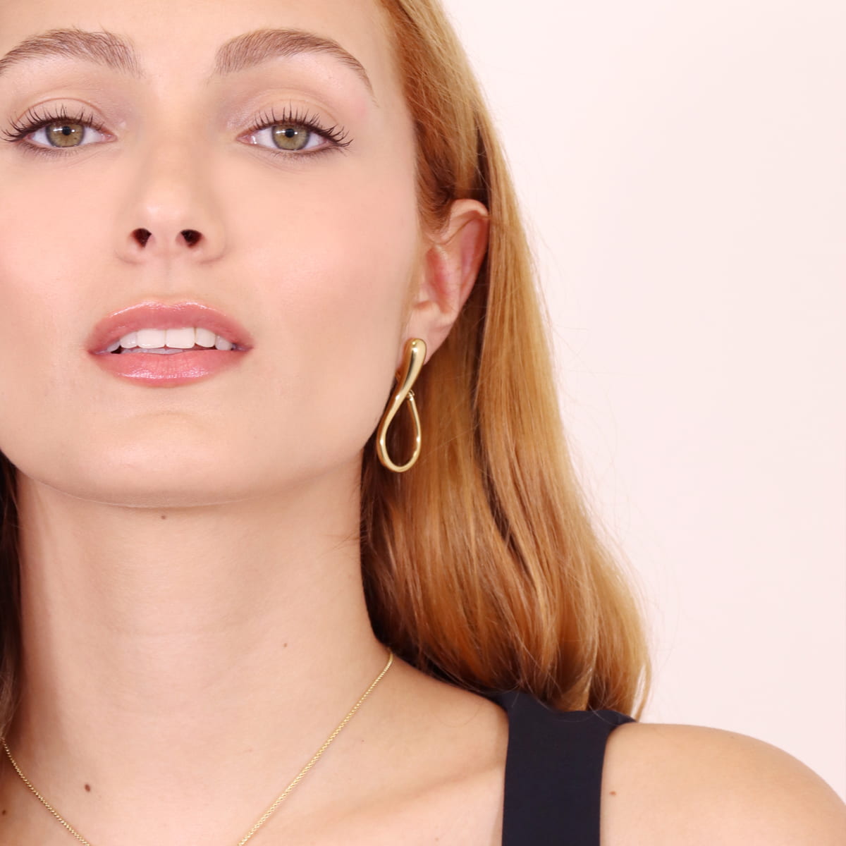 Pendientes Waves Hollow Bubble Dorado Anartxy