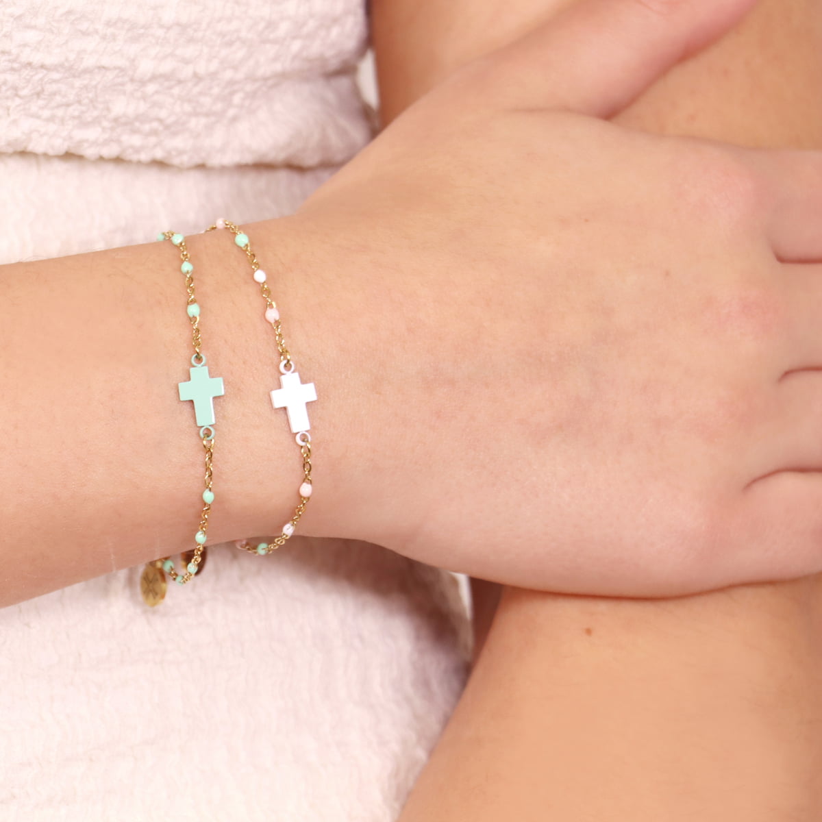 Pulsera Cruz Latina