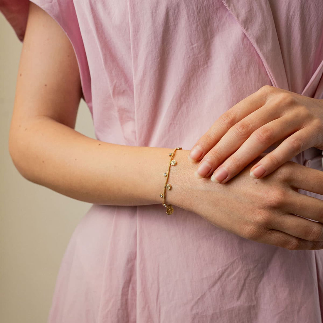 Pulsera Eternal Fine Dorado Anartxy