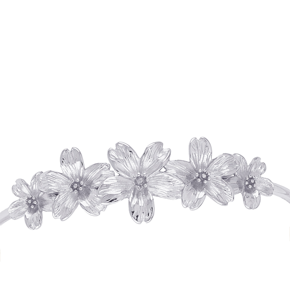 Brazalete Essentials flores relieve Plateado Anartxy