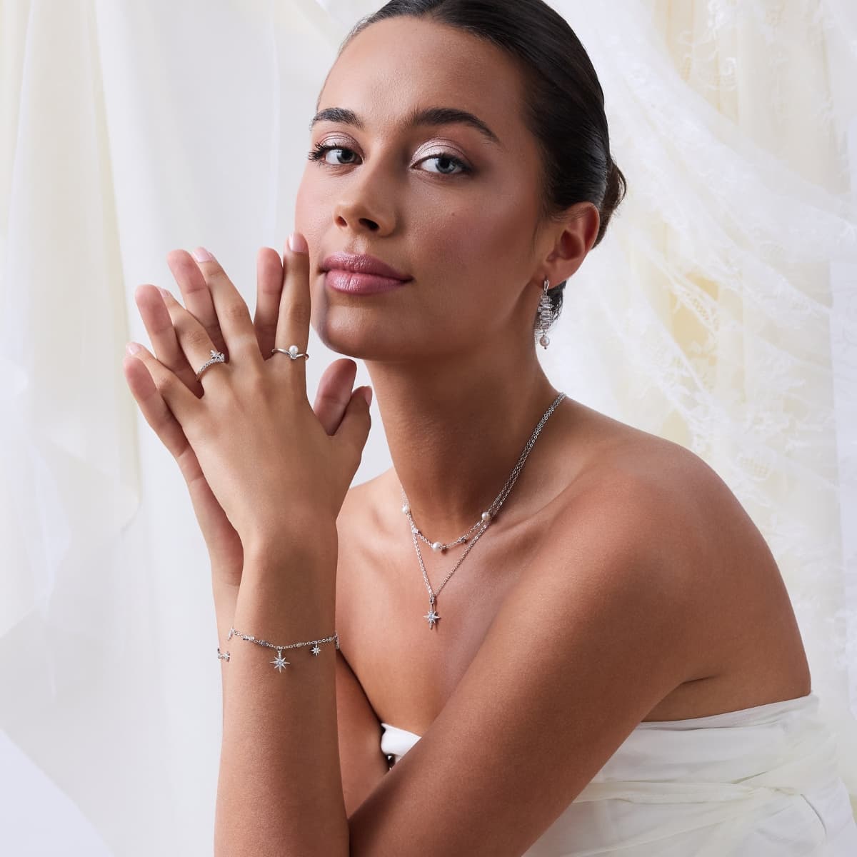 Alma star bracelet