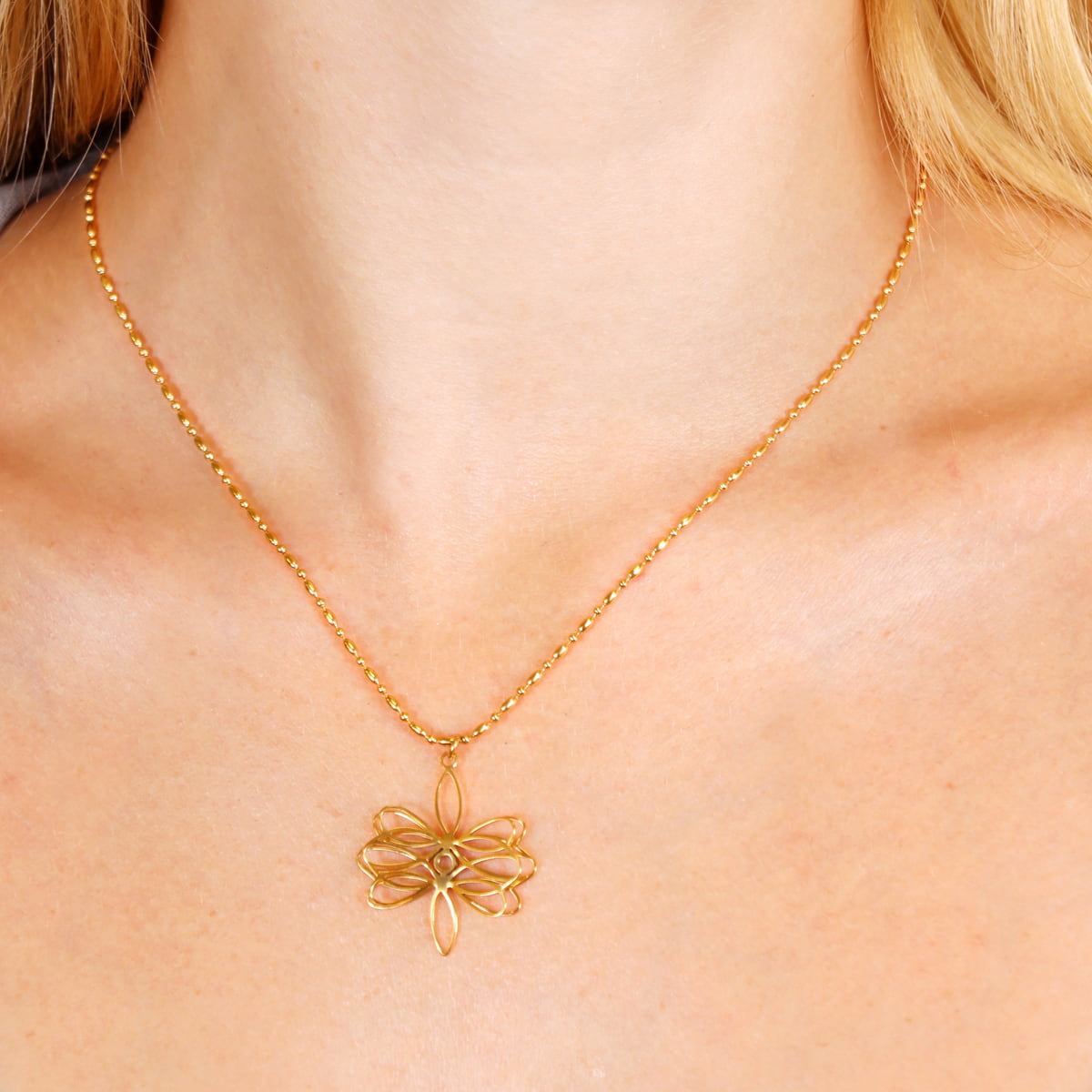 Collar Kaleia Blyra Dorado Anartxy