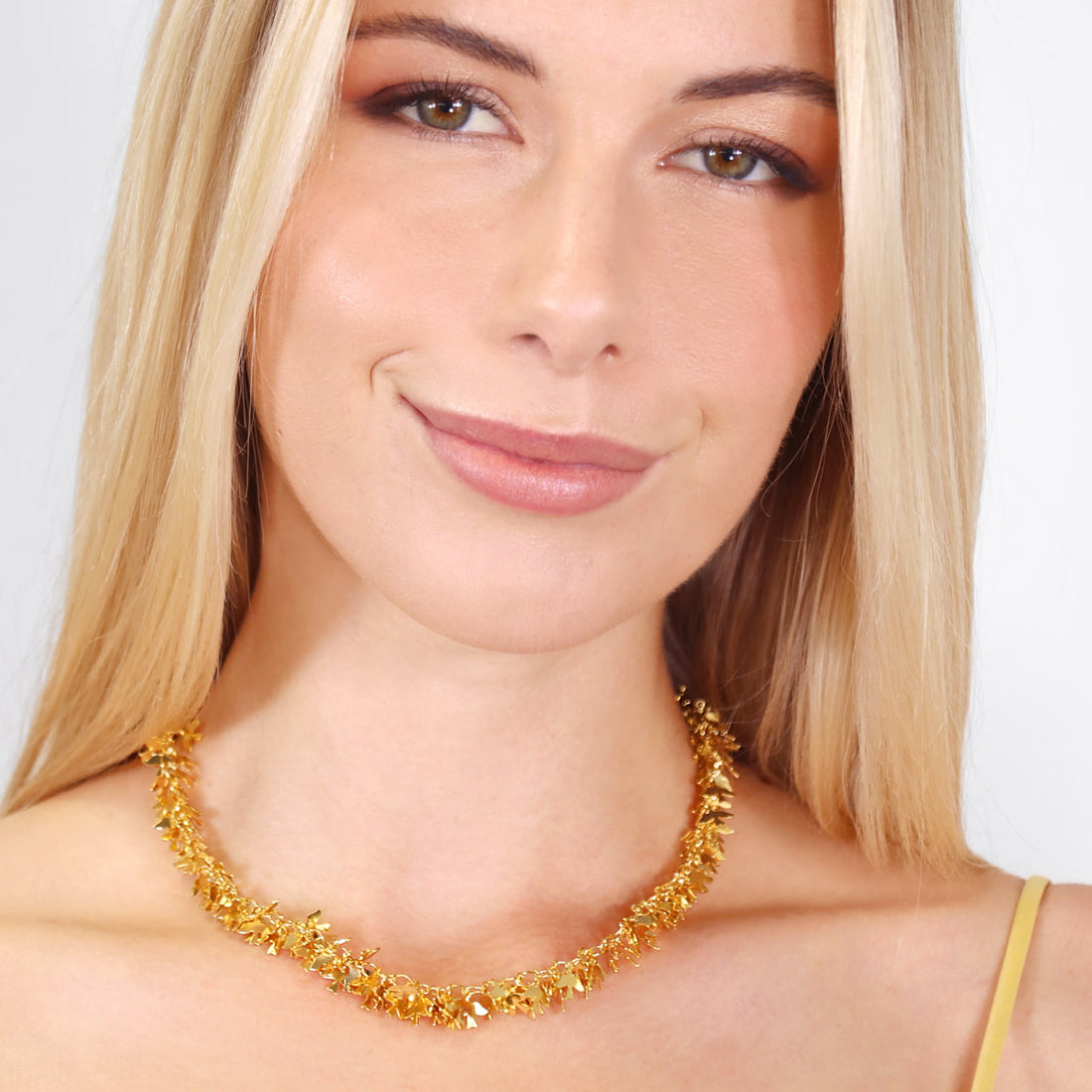 Collar Flair Swallow Dorado Anartxy