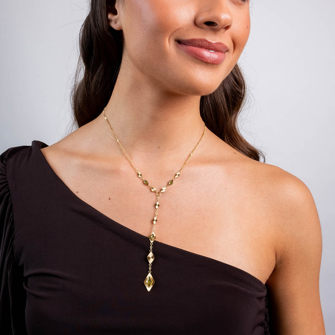 Collar Prisma corbatero piedra Verde Anartxy