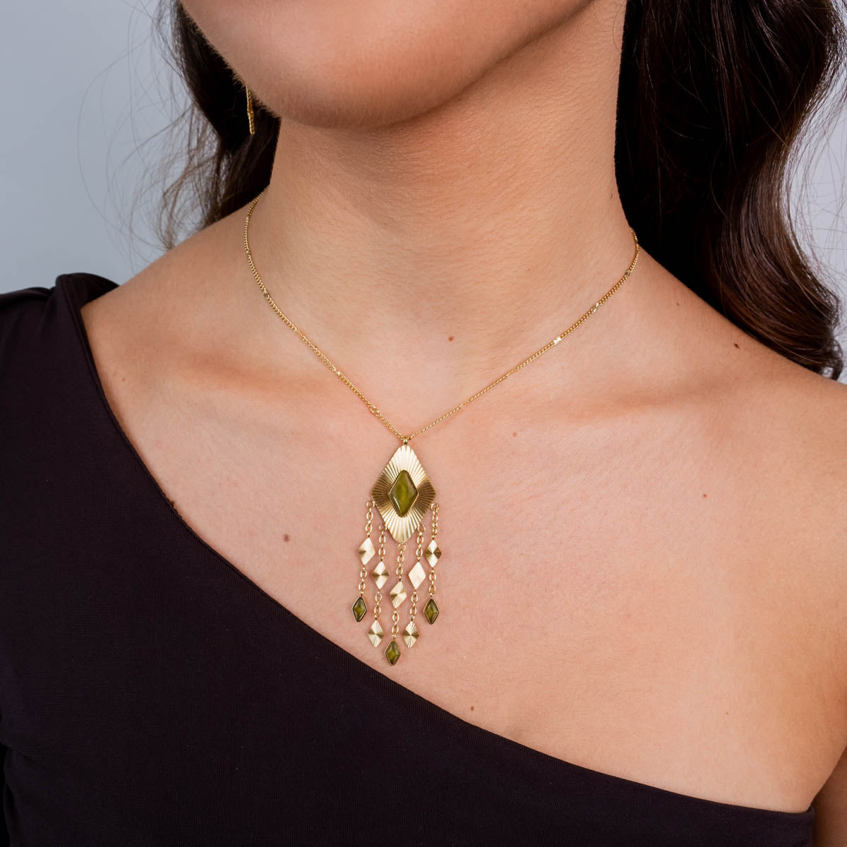 Collar Prisma flecos rombo Verde Anartxy