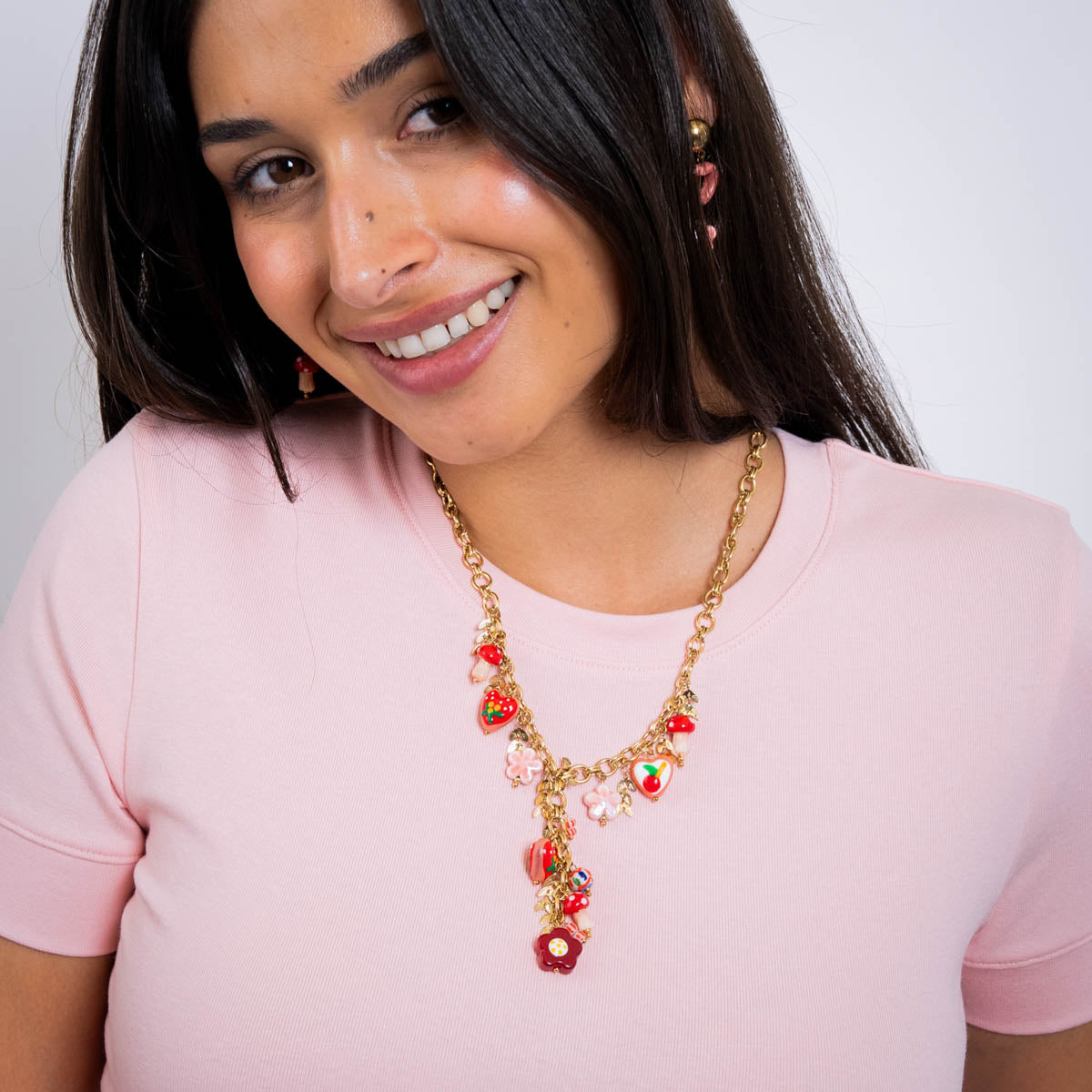 Collar corbatero Trencadis charms rojos Dorado Anartxy