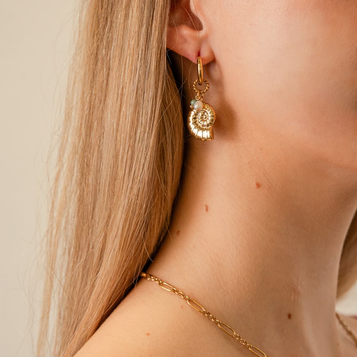 Pendientes Coast Claw Dorado Anartxy