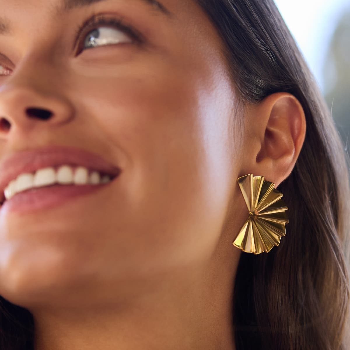 Pendientes abanico pliegues