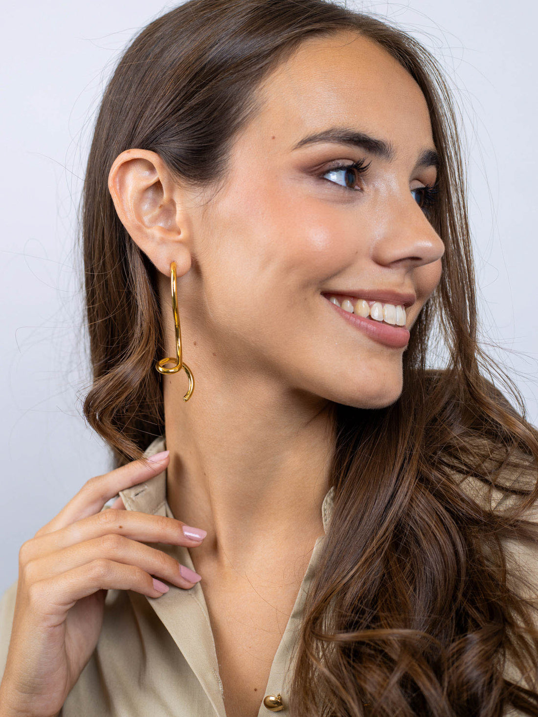 Pendientes Essentials ondas minimal Dorado Anartxy