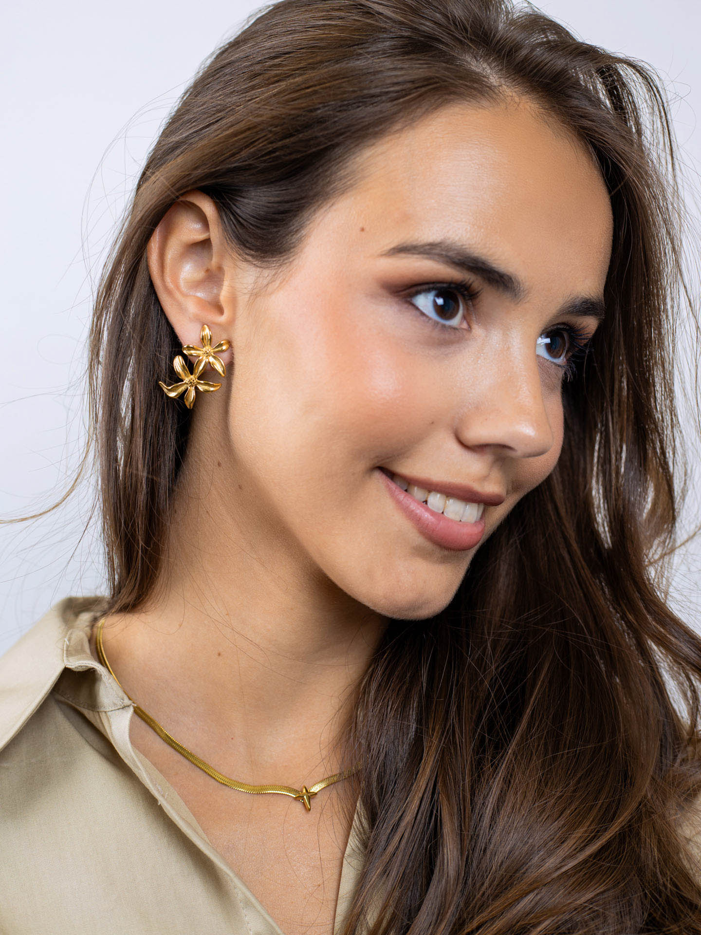 Pendientes largos Essentials doble flor
