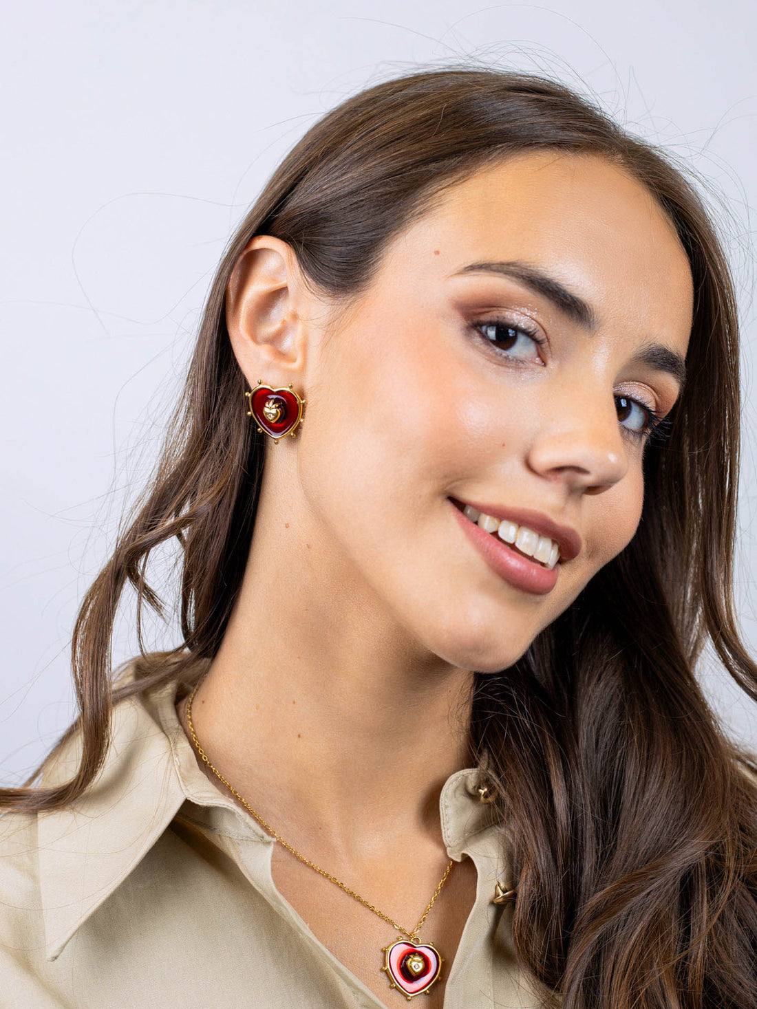 Pendientes botón Essentials corazón sagrado Dorado Anartxy