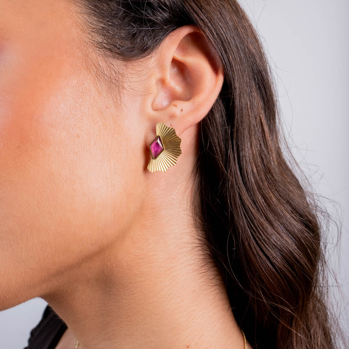 Pendientes Prisma botón textura Rosa Anartxy
