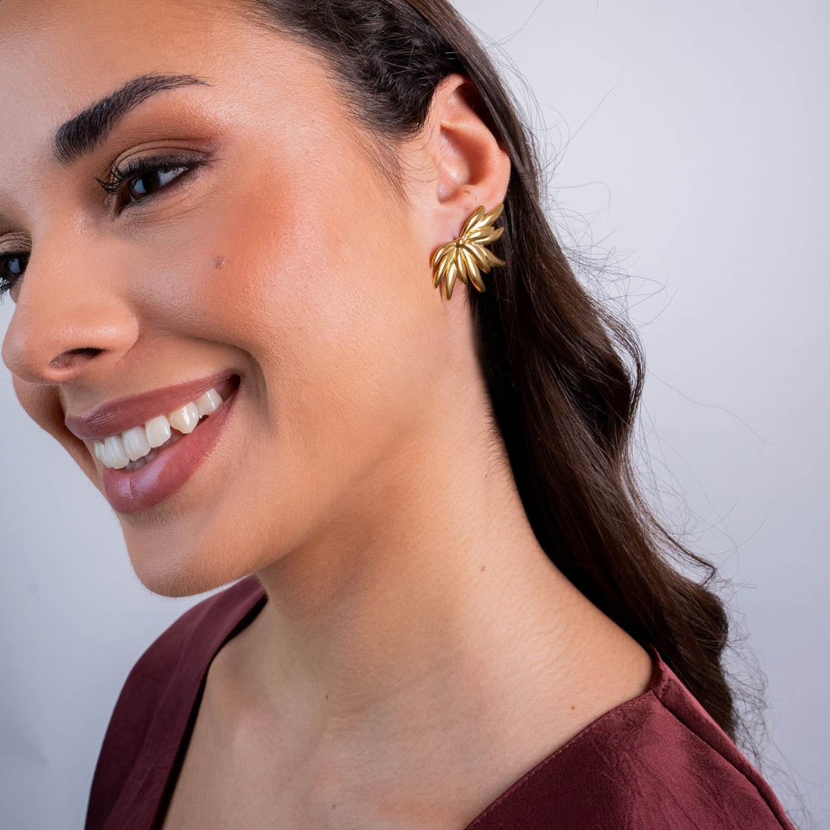 Pendientes largos Essentials efecto pluma Dorado Anartxy