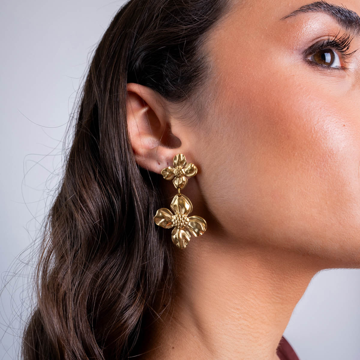 Pendientes largos Essentials pétalo Dorado Anartxy