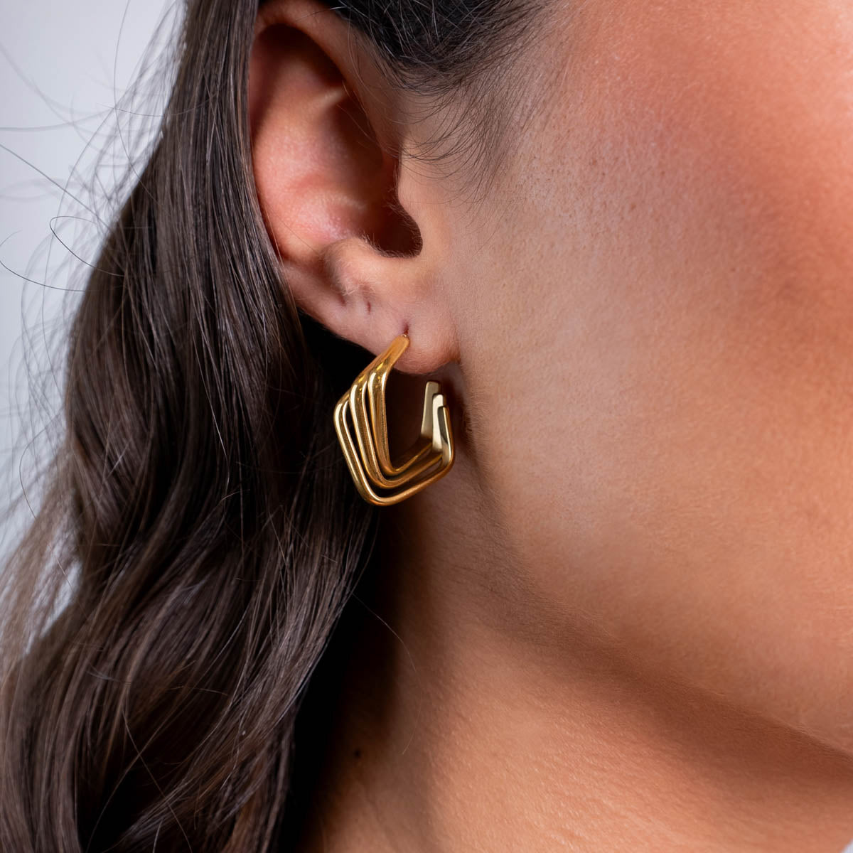 Pendientes Essentials geométricos acanalados Dorado Anartxy