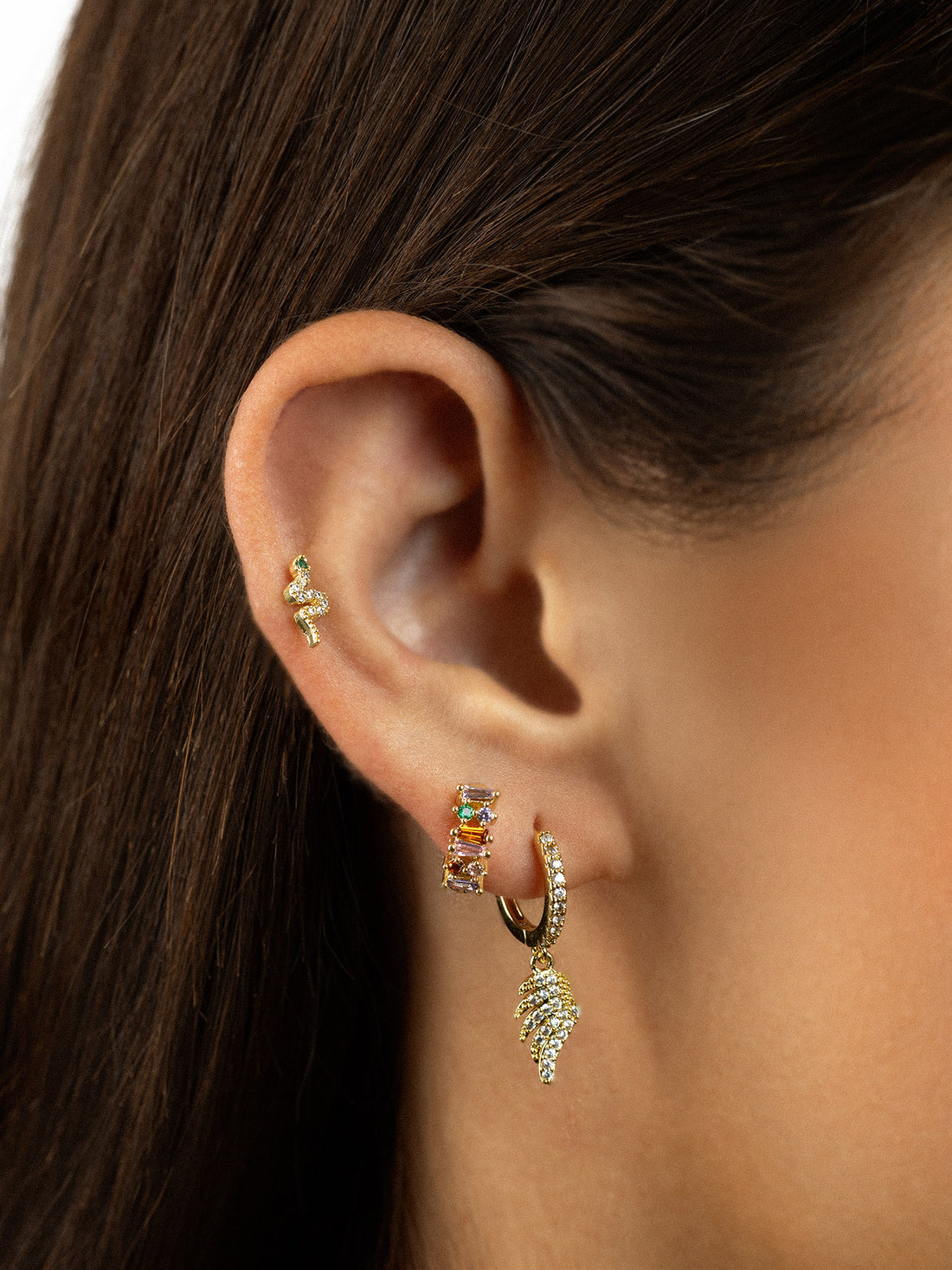 Piercing aro ala circonitas Dorado Anartxy