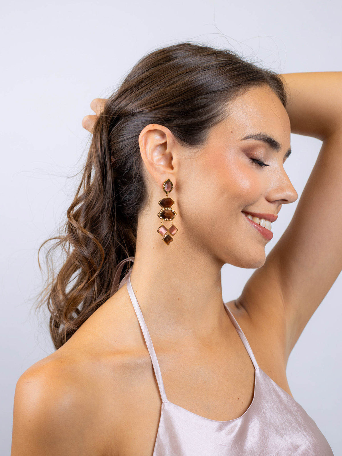 Pendientes Gleam largos Café Anartxy