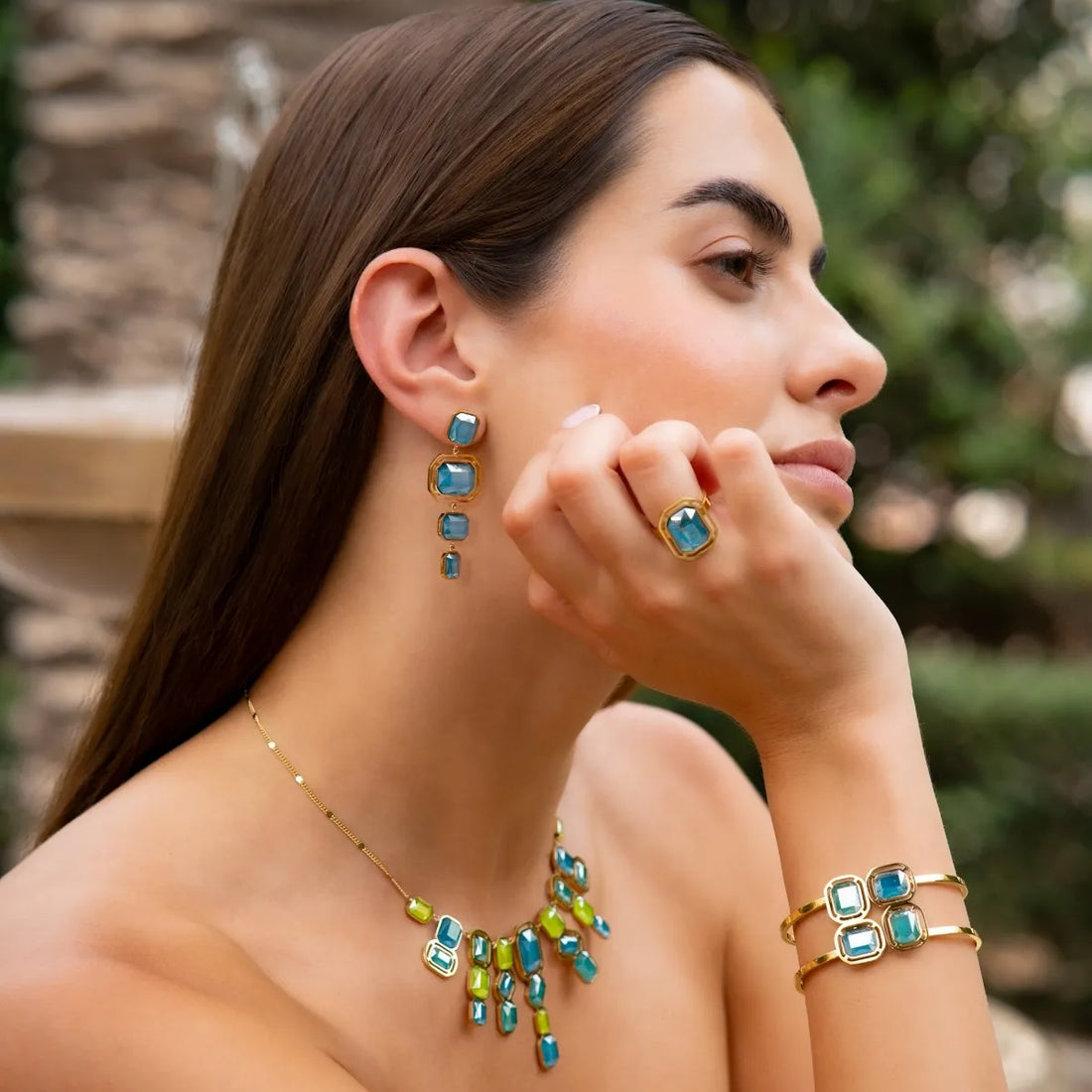 CONJUNTO PIXELS AZUL: anillo, collar, pendientes y pulsera Anartxy