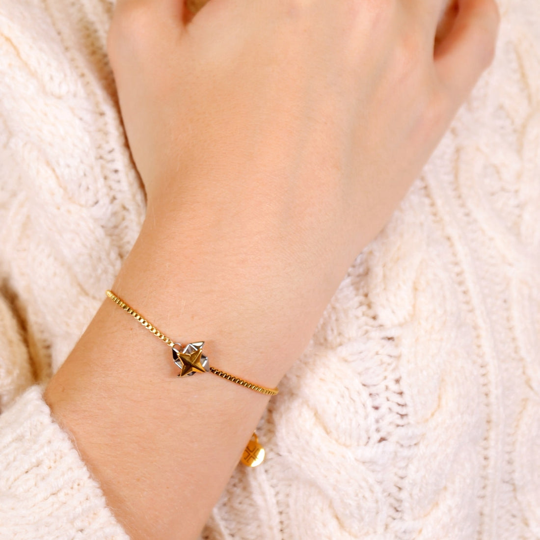 Pulsera Essentials Balance Dorado Anartxy