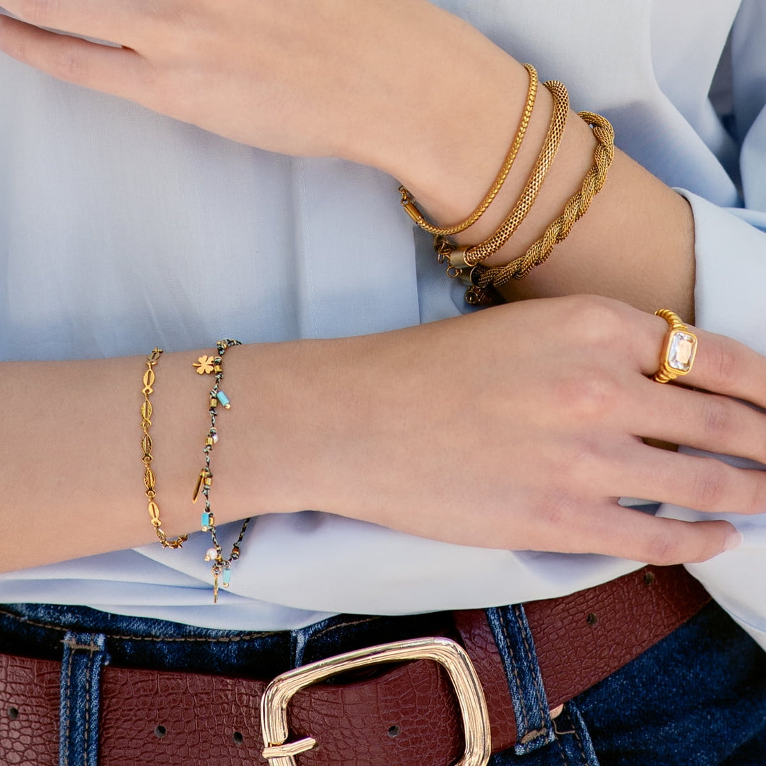 Pulsera Essentials Twist Dorado Anartxy