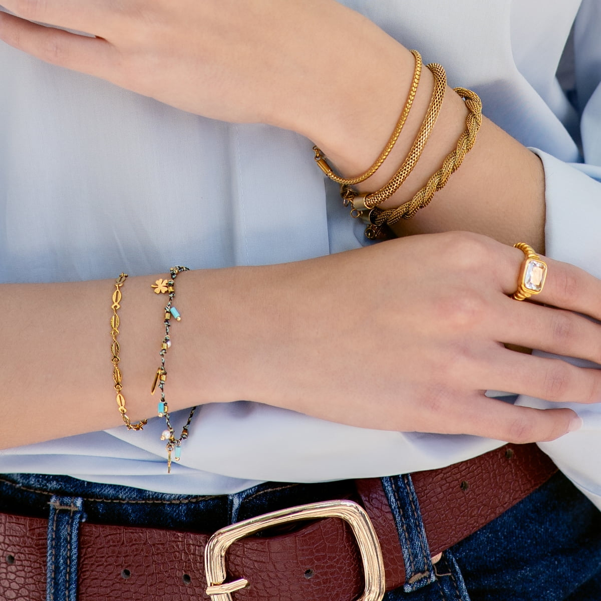 Pulsera Essentials Twist Dorado Anartxy